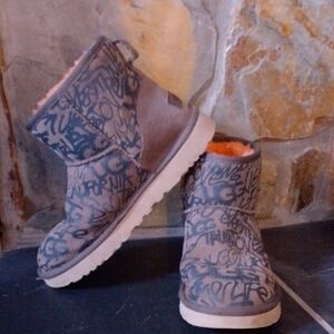 Ugg Classic Limited Edition Graffiti Print Orange Shearling Boots 🧡